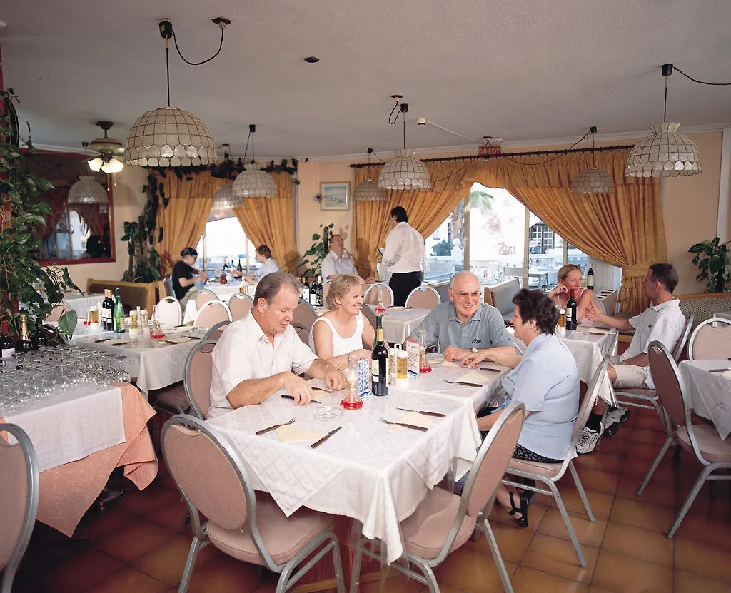 Aparthotel Neptuno Costadeje Costa Adeje  3*, Costa Adeje (Tenerife) Spanyolország